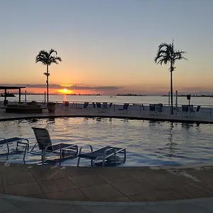 Golden Lake Apartamento